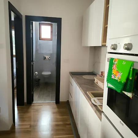 Rosa Lux Apartman *